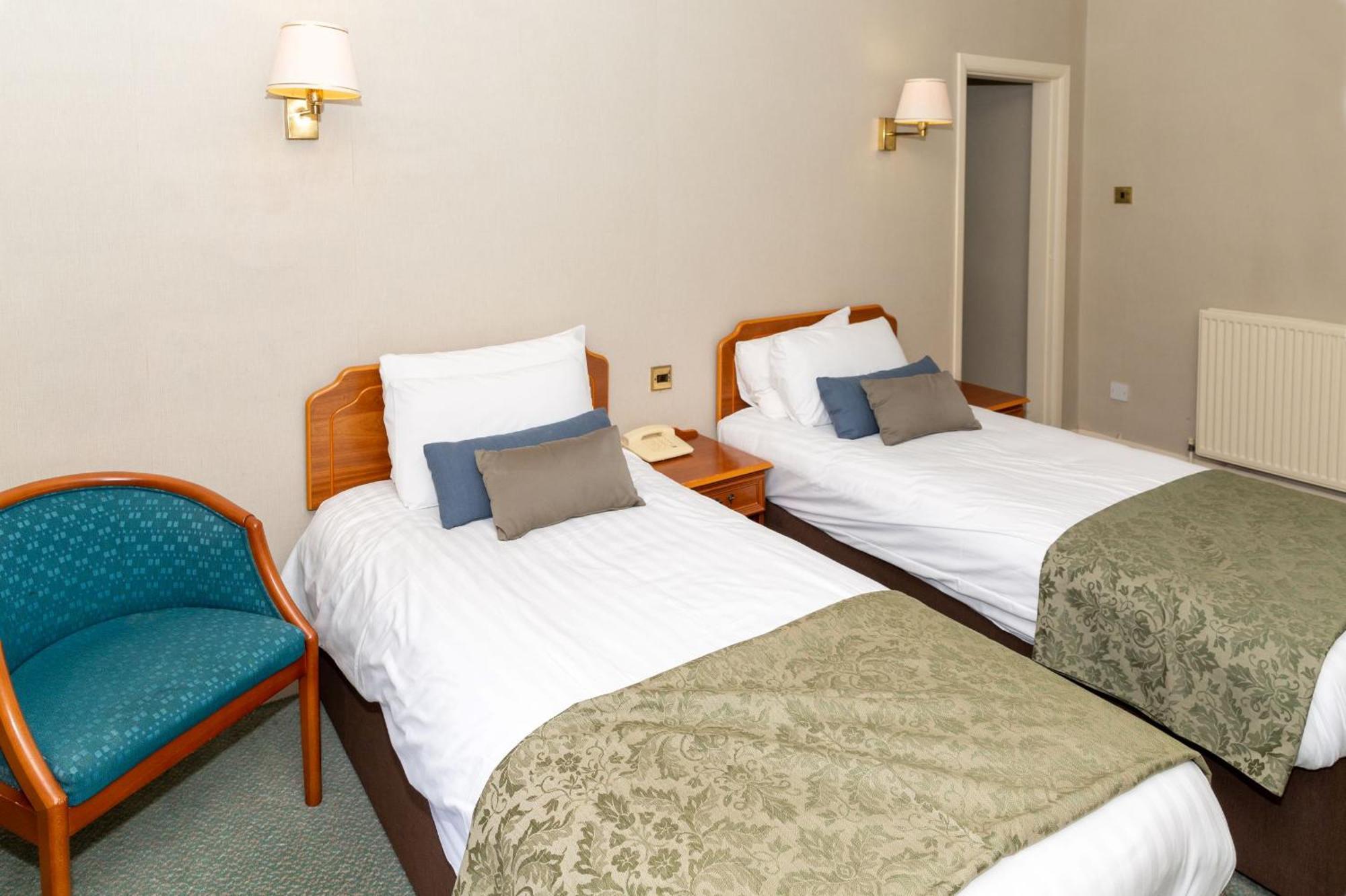 Cumbria Grand Hotel Grange-over-Sands Exteriör bild