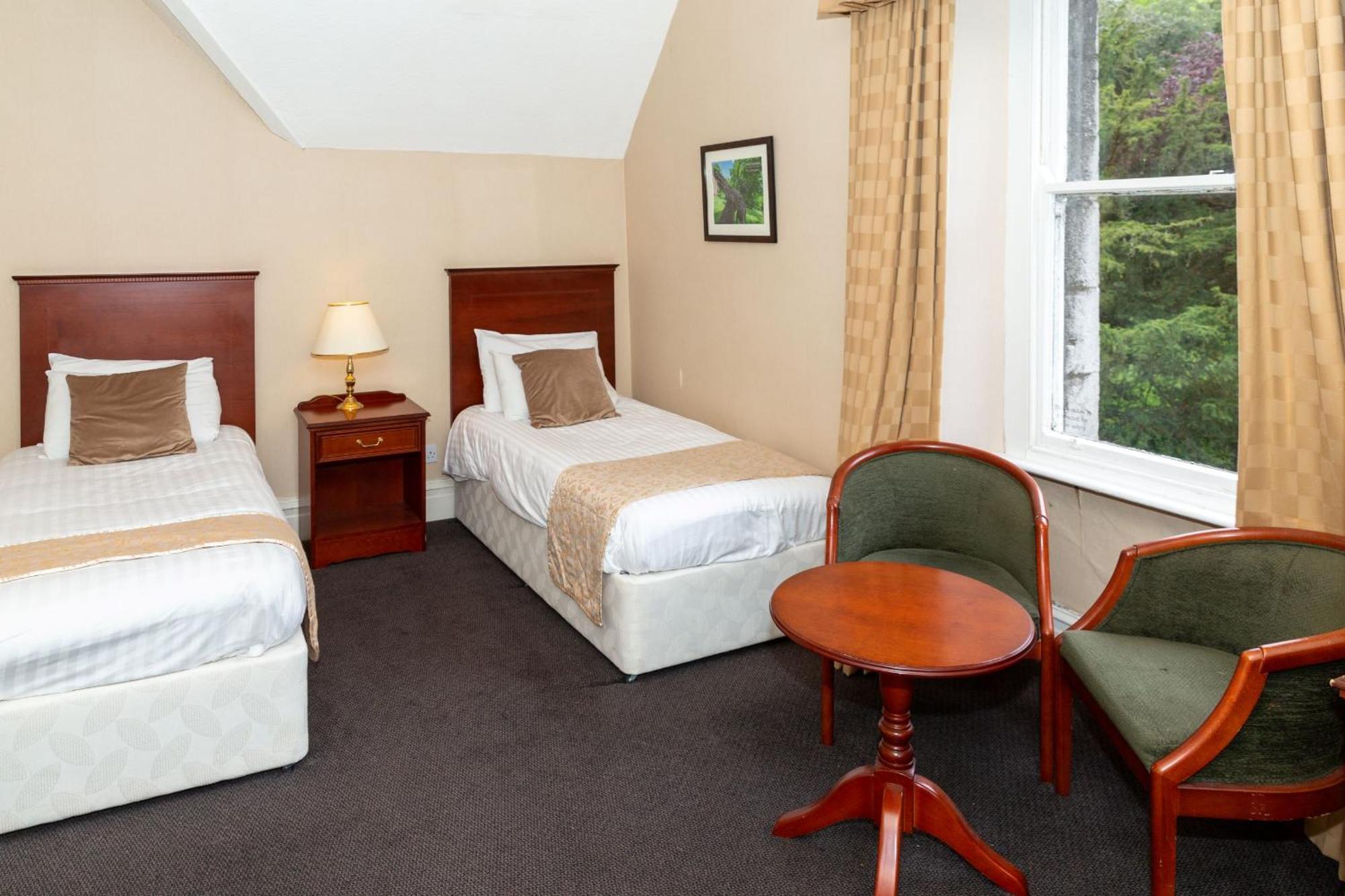Cumbria Grand Hotel Grange-over-Sands Exteriör bild